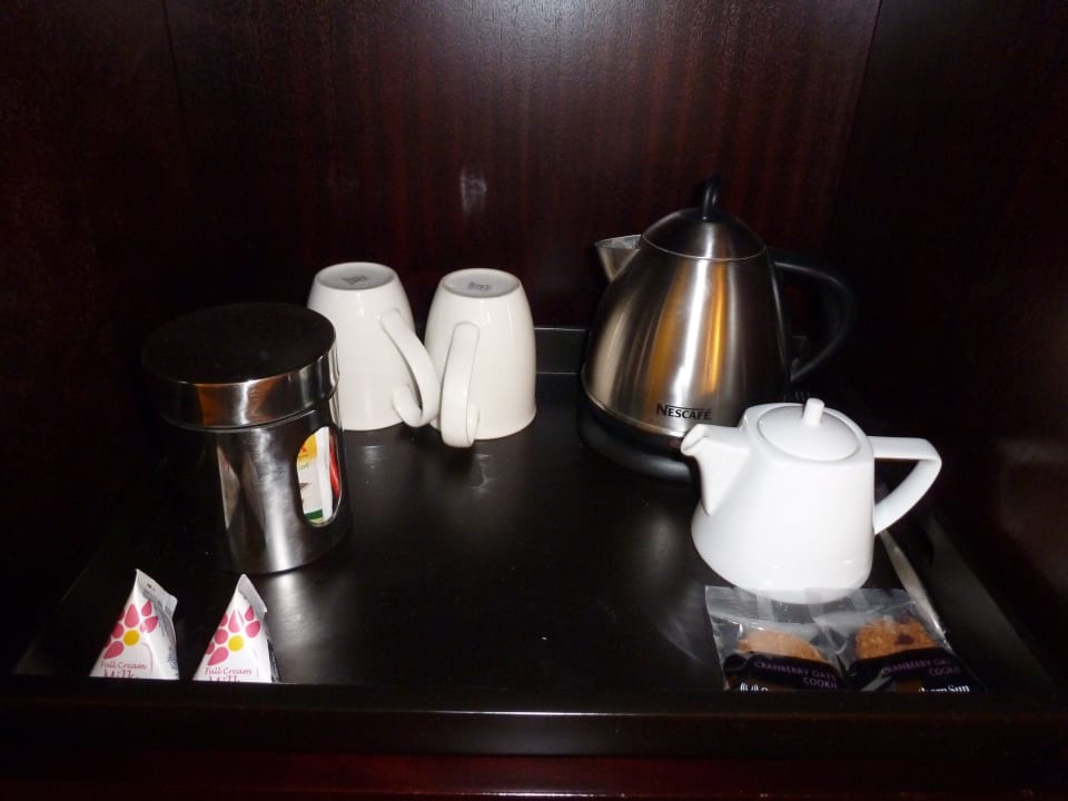 Wasserkocher, Kaffee, Tee Hotel Southern Sun OR Tambo International Airport
