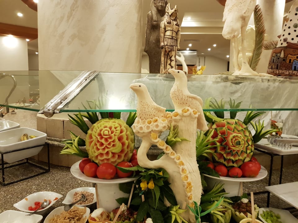 Gastro Moreno Horizon Spa & Resort