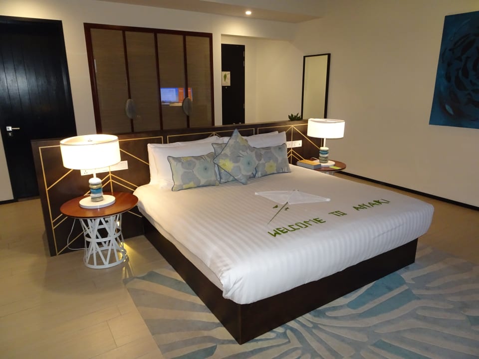 Strandbungalow 312 NH Collection Maldives Havodda Resort
