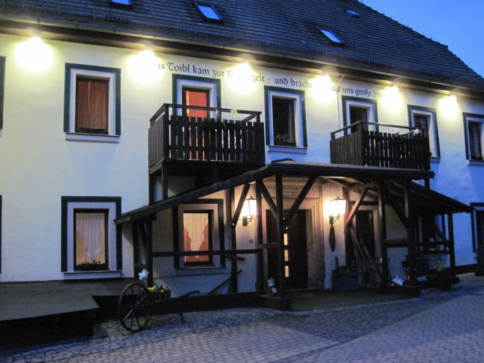 Hoteleingang Gasthof & Hotel Teufelsmühle