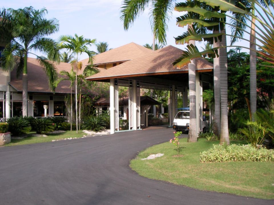 Der Eingang / Lobby Hotel Grand Palladium Palace Resort, Spa & Casino