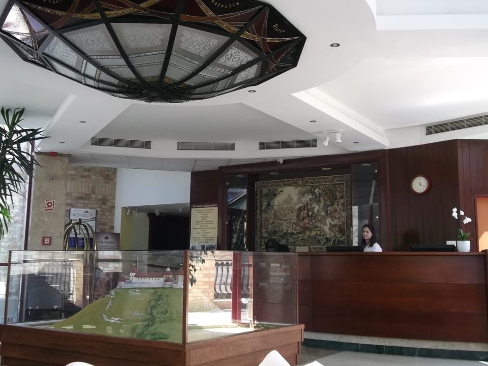 Bei der Rezeption  Hotel Kapitany Wellness