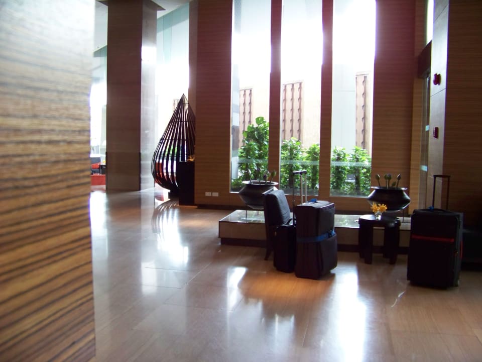 Lobby JC Kevin Sathorn Bangkok Hotel