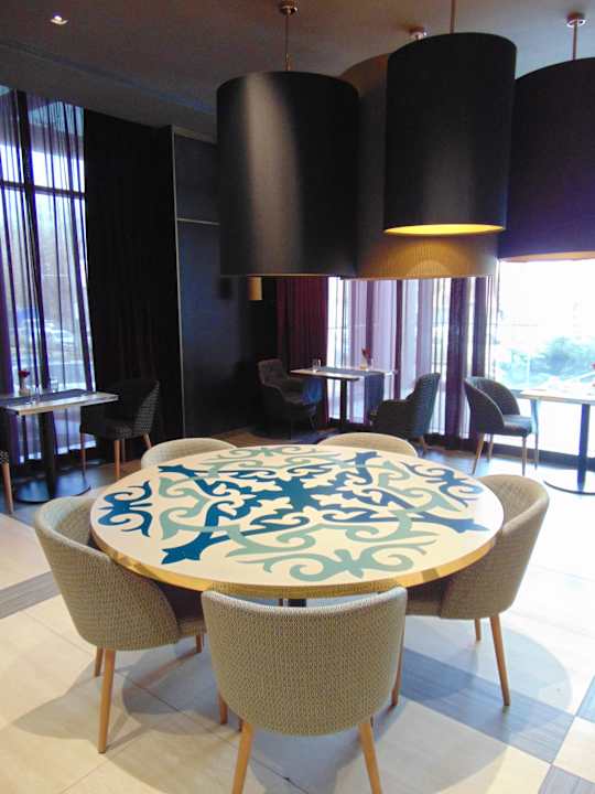 Lobby Mercure Almaty City Center