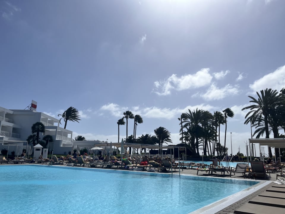 Pool Hotel Riu Paraiso Lanzarote