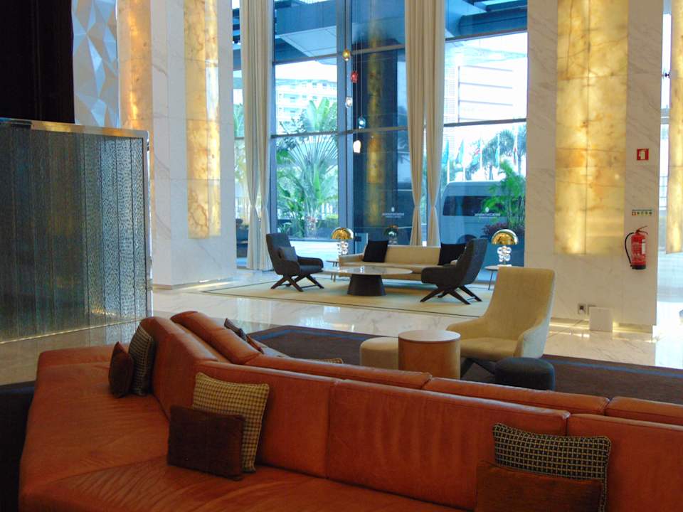 Lobby InterContinental Luanda Miramar by IHG