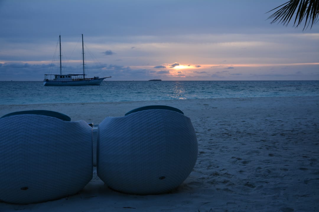 Strand Meeru Maldives Resort Island