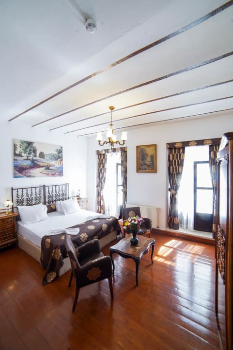 Zimmer Sarnic Butik Otel