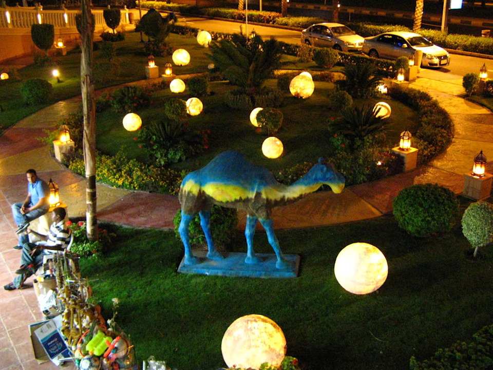 Unterer Eingangsbereich, traumhaft beleuchtet! Pickalbatros Palace Resort