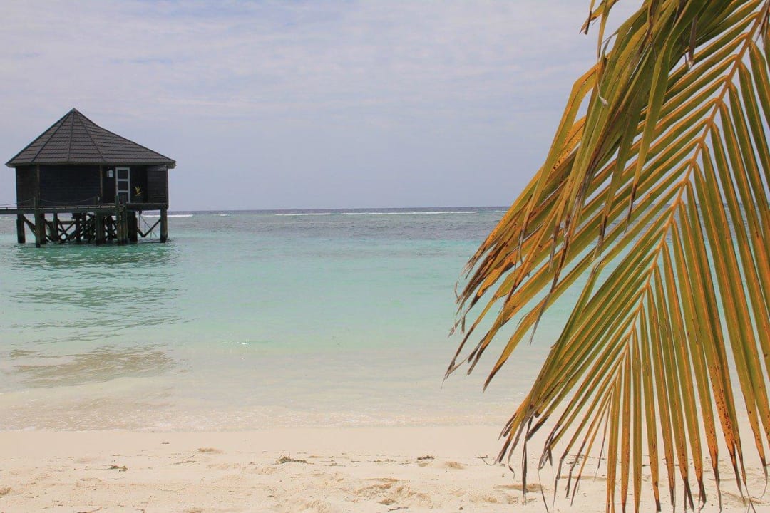 Рай Kuredu Island Resort & Spa