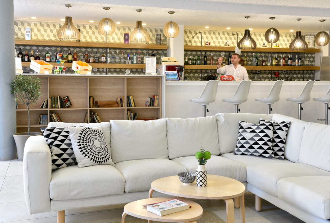 Lobby iHotel Sunny Beach