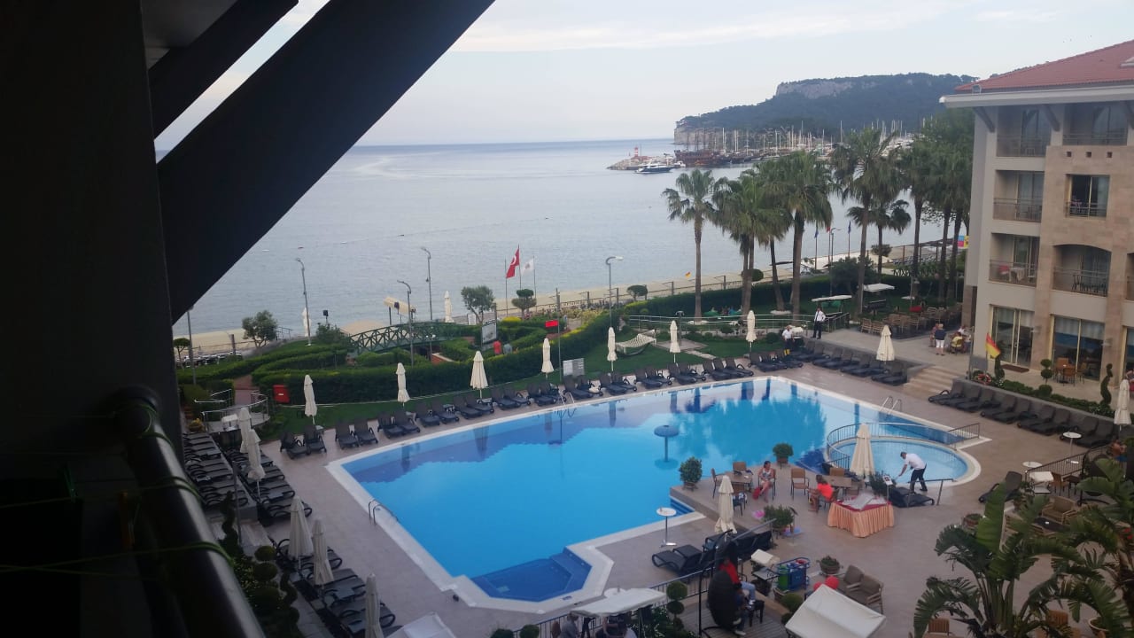 Ausblick vom Balkon Fame Residence Kemer & Spa
