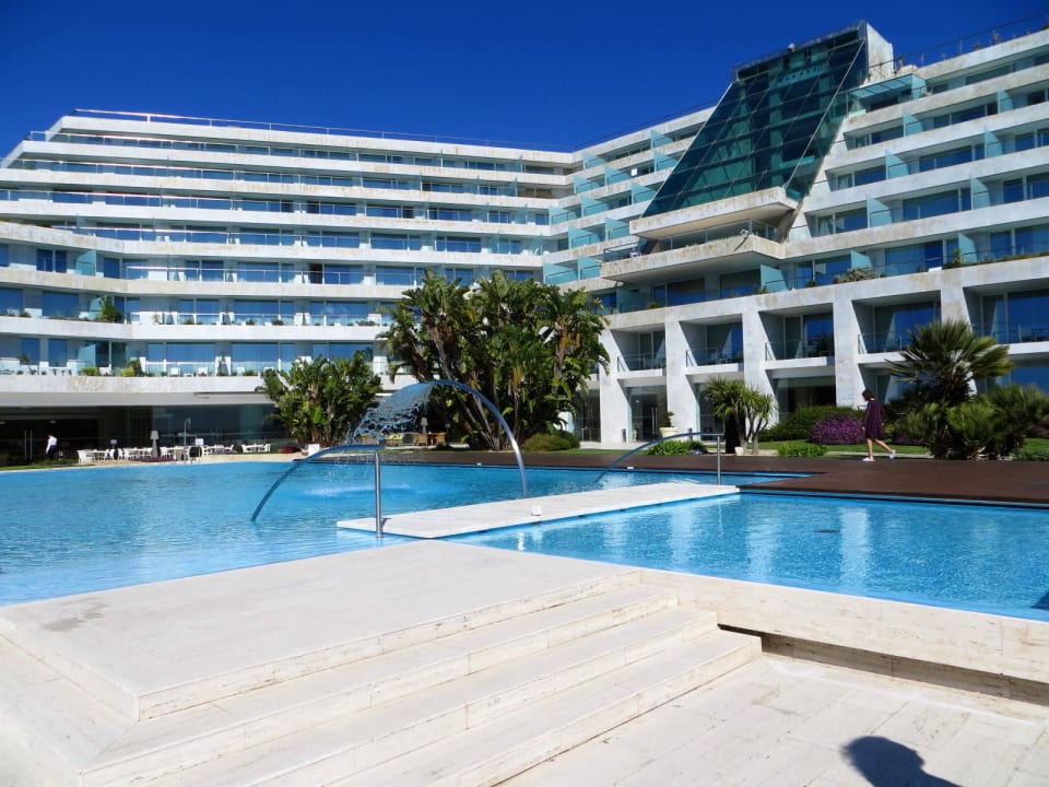 Hotelfront mit Pool Hotel Cascais Miragem