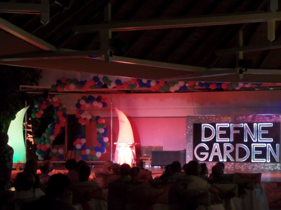 Abendshow zum 25zisten bestehen Hotel Defne Garden