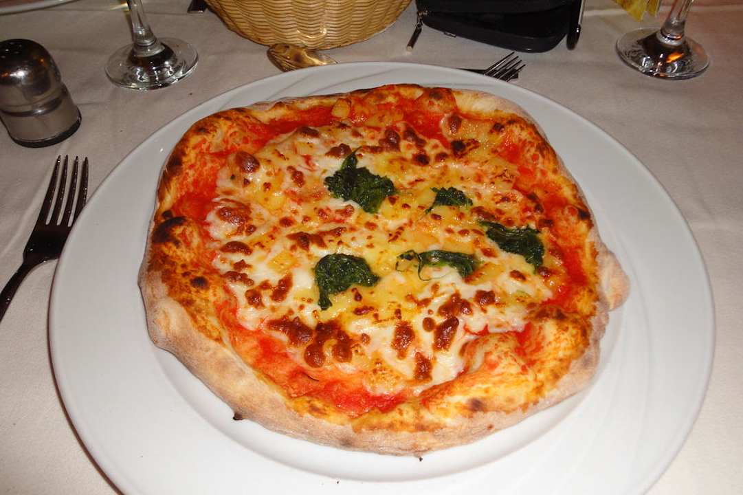 Leckere Pizza im Grand Makadi Makadi Palace
