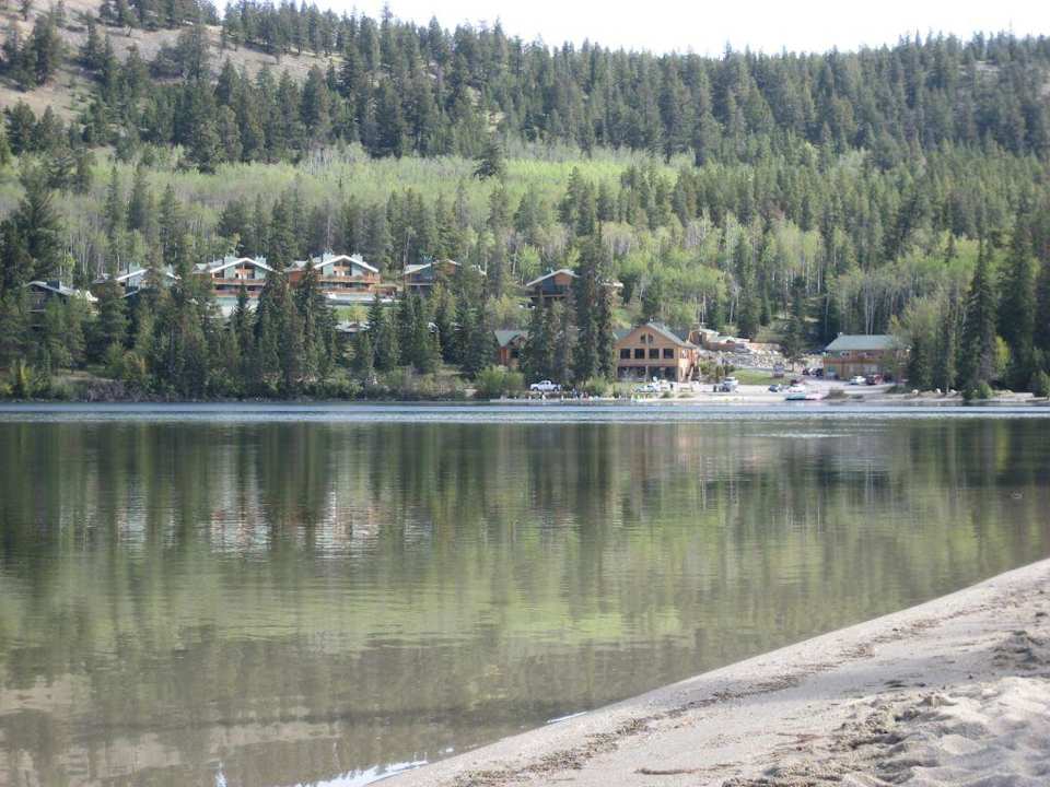 Blick aufs Resort Hotel Coast Pyramid Lake Resort