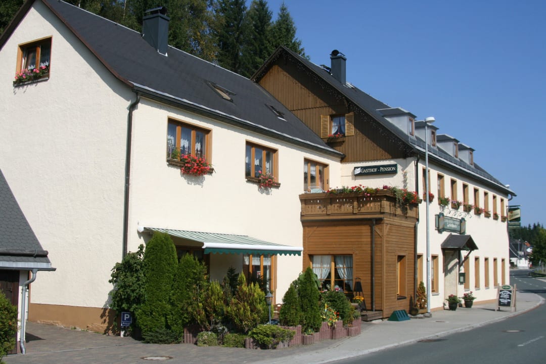 Außenansicht Landgasthof Pension Frischhütte