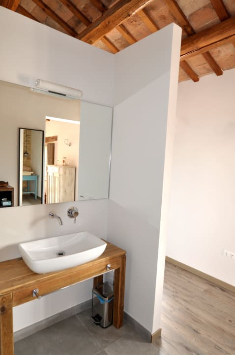 Badbereich im CONVENTO Corte Campioli