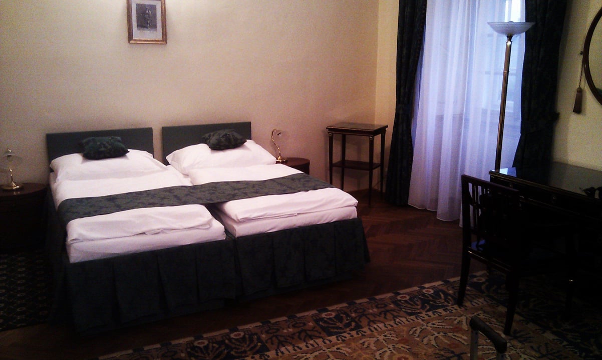 Pokój dwójka z dostawką Château Hotel Liblice