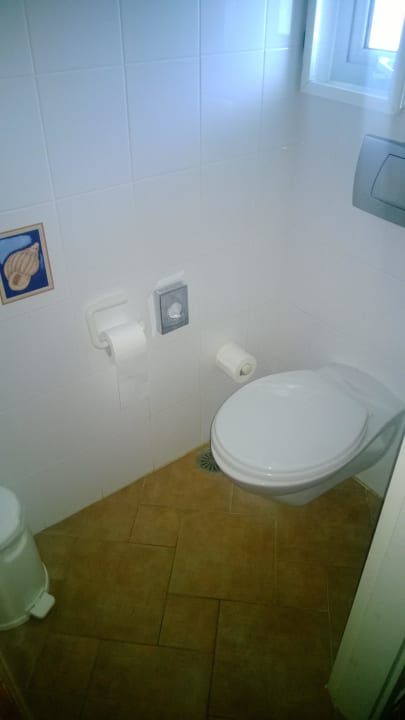 Toilette in Suite Lyttos Beach Hotel