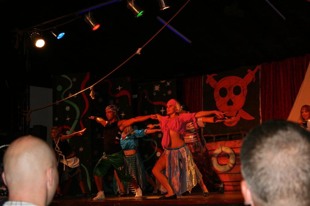 Tanzszene Can Garden Resort