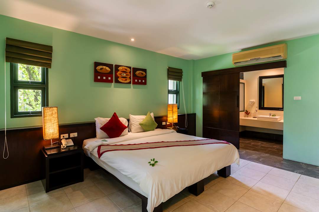 Zimmer Baan Khaolak Beach Resort