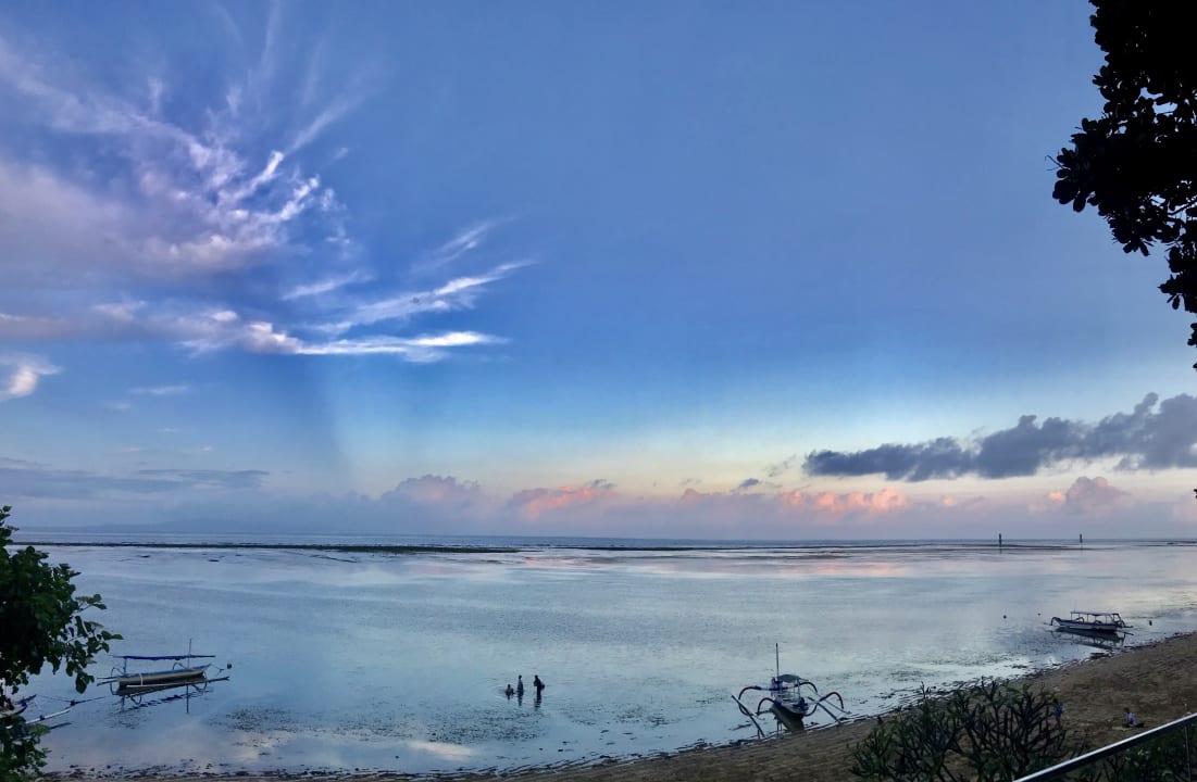 Strand Maya Sanur Resort & Spa