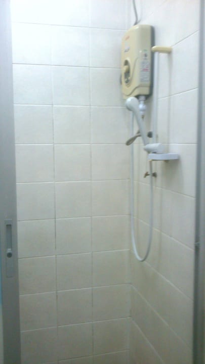 Durchlauferhitzer Hostel YMCA Kuala Lumpur