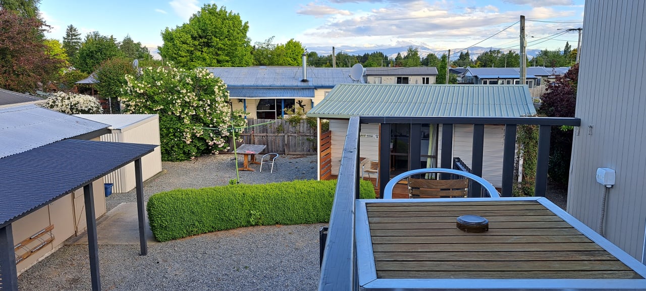 Zimmer Colonial Motel