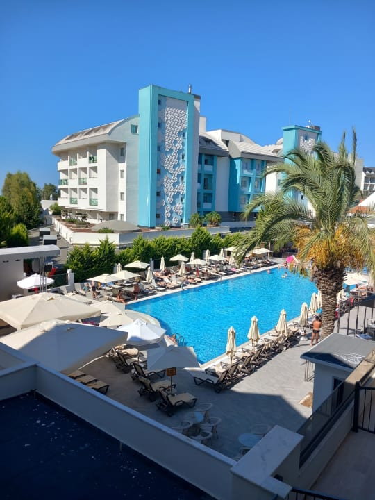 Pool Side Story Resort & Spa