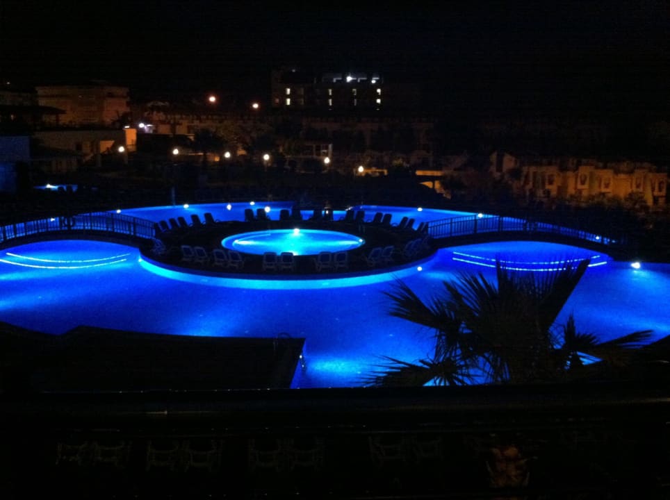 Pool bei Nacht Side Prenses Resort & Spa