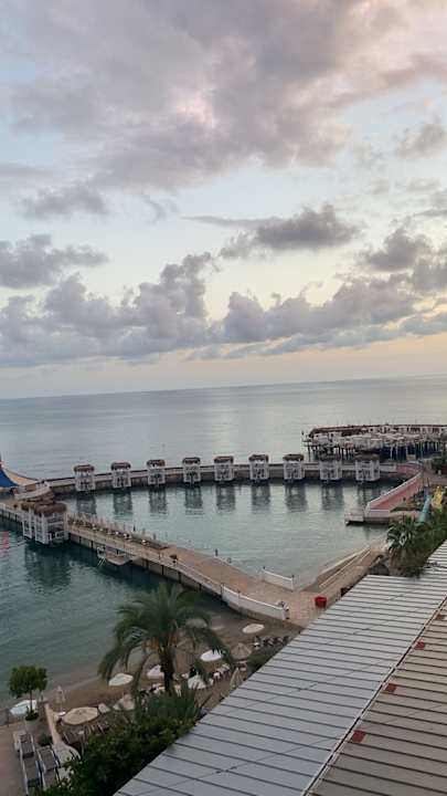 Zimmer Adin Resort Hotel