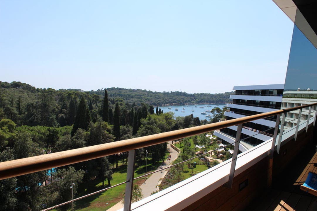 Ausblick vom Zimmer Lone Hotel by Maistra Collection