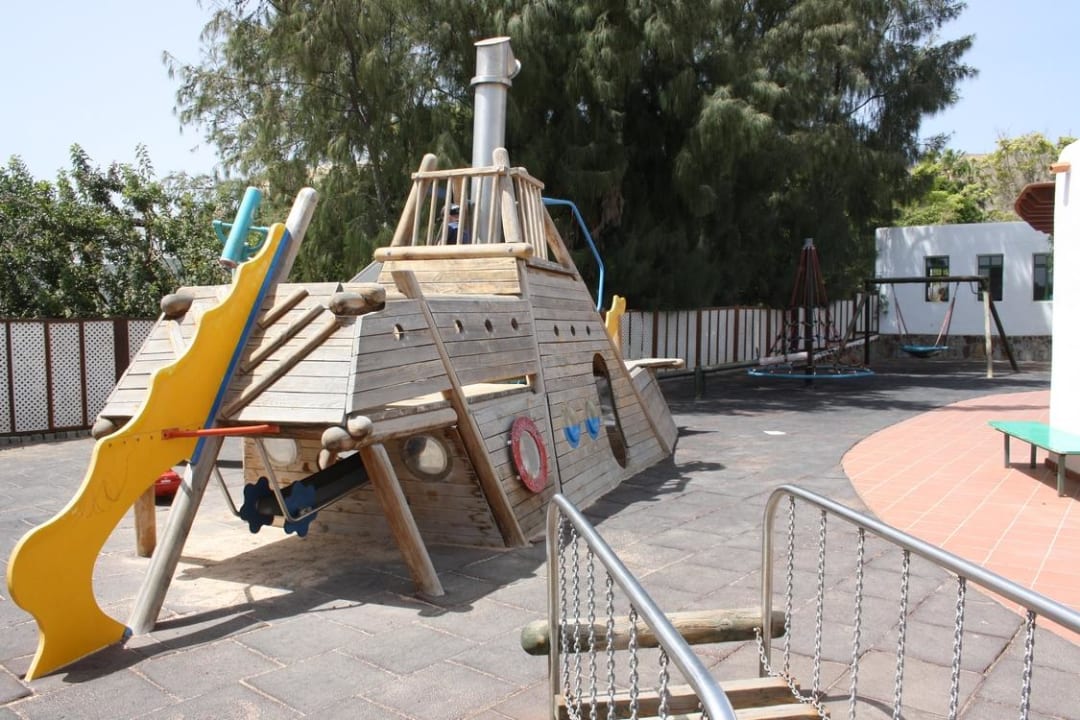 Kinderspielplatz ROBINSON ESQUINZO PLAYA
