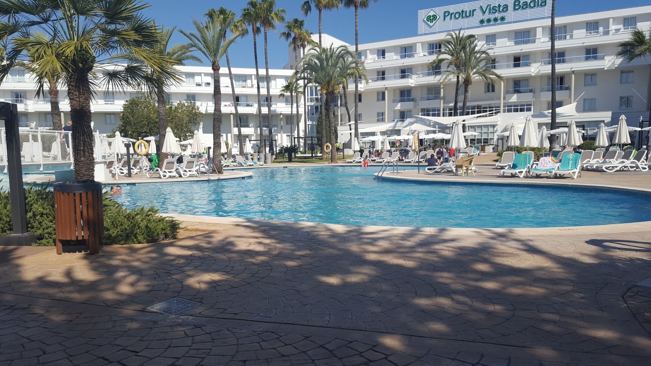 Pool Protur Vista Badia Aparthotel