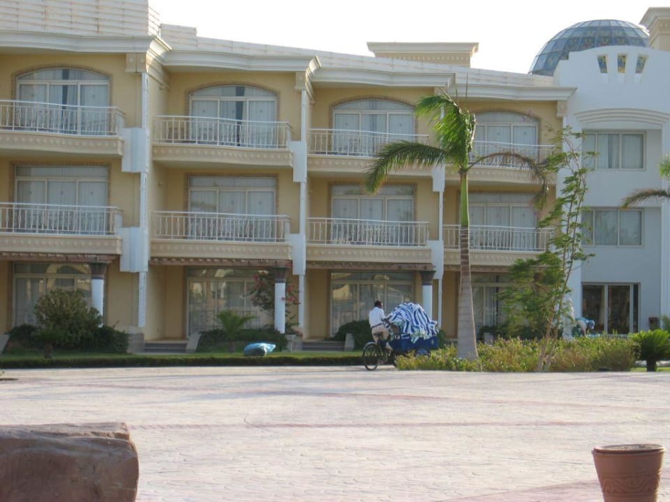 Personal - immer fleissig und freundlich Palm Royale Resort - Soma Bay
