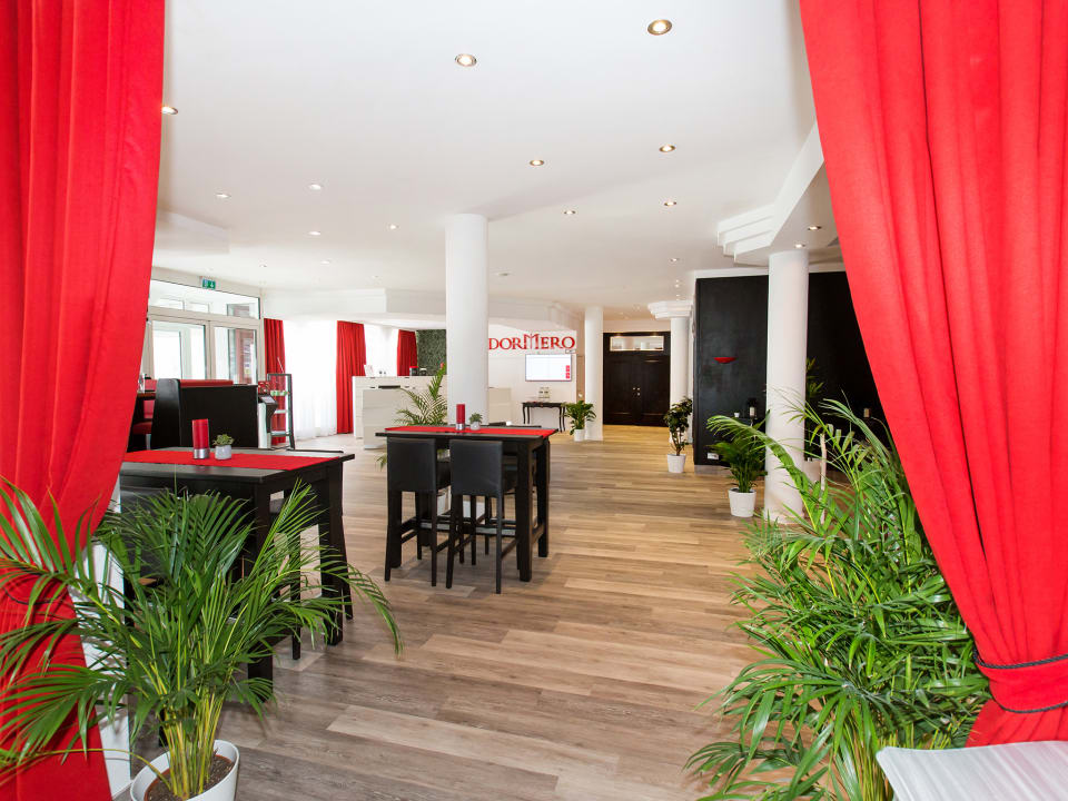 Lobby DORMERO Hotel München-Kirchheim Messe
