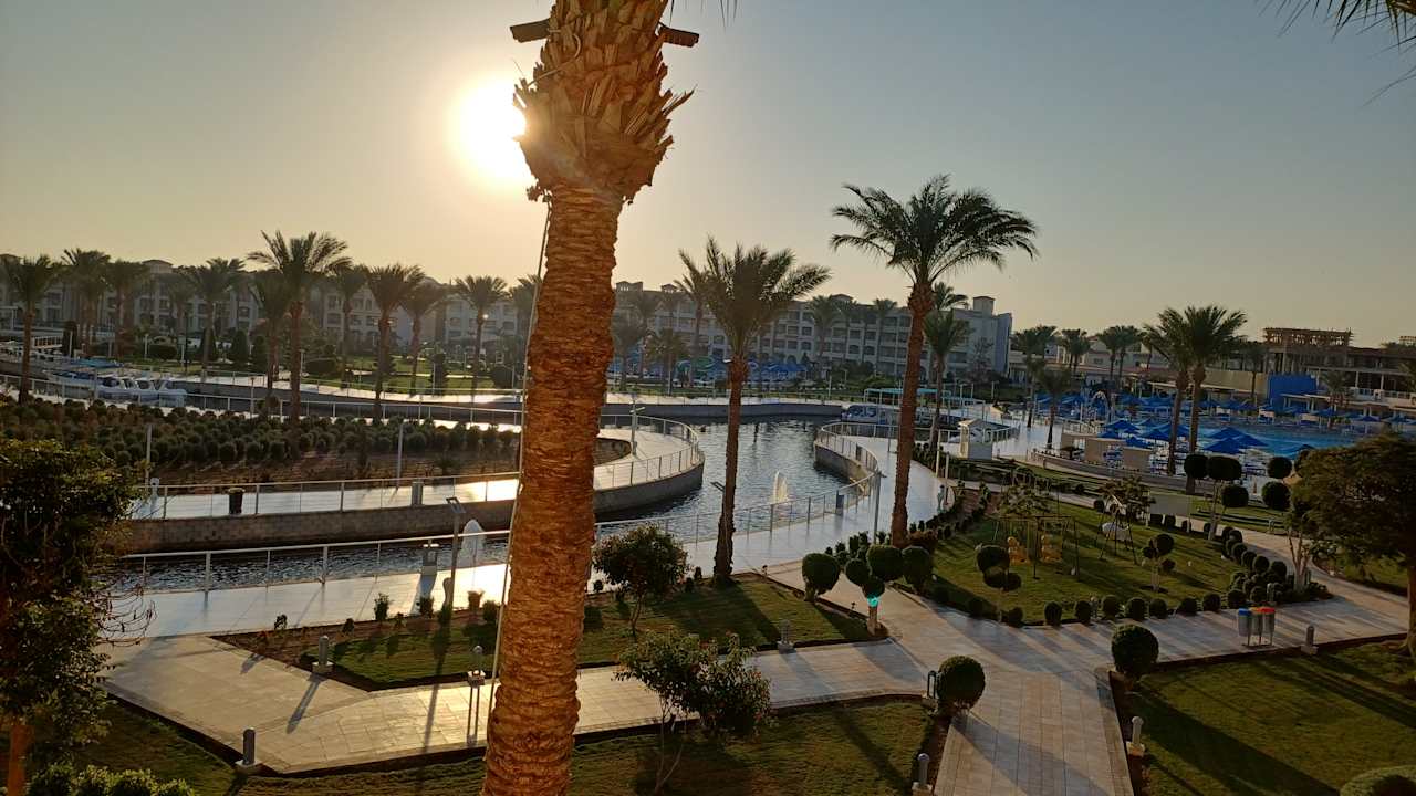 Gartenanlage Pickalbatros Dana Beach Resort - Hurghada