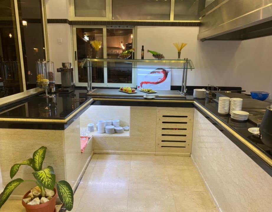 Gastro Silver Beach Boutique Hotel