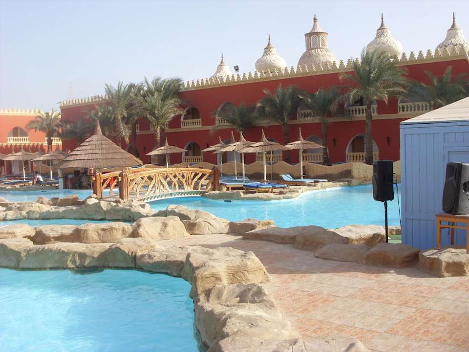 Hauptpool Pickalbatros Alf Leila Wa Leila Resort - Neverland Hurghada