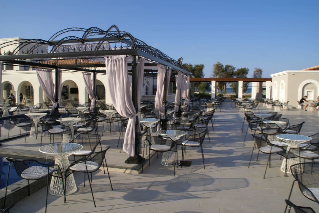 Poolbereich  Anemos Luxury Grand Resort