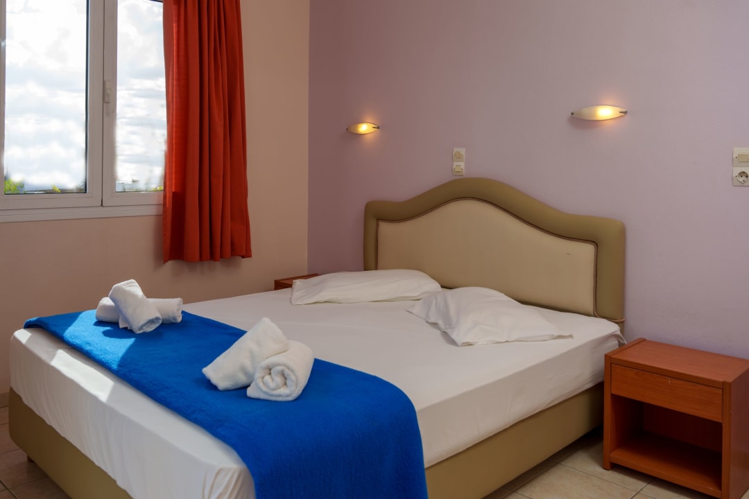 Zimmer Hotel Dedalos Beach