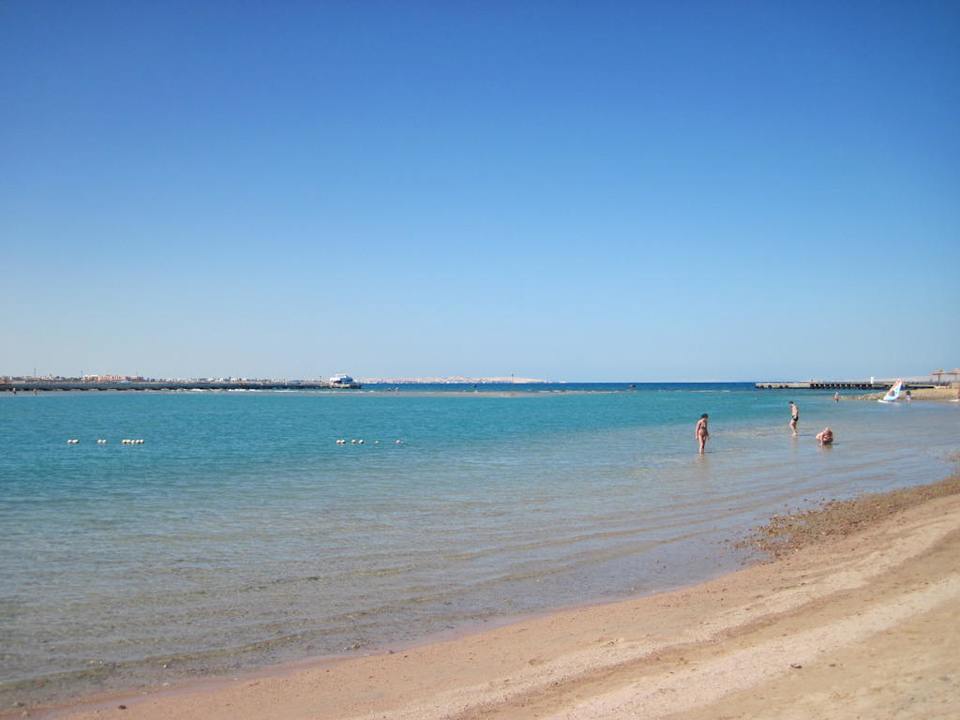 Strandabschnitt am Dana Beach Pickalbatros Alf Leila Wa Leila Resort - Neverland Hurghada