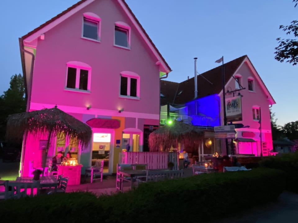 Außenansicht feels Beach Club Hotel