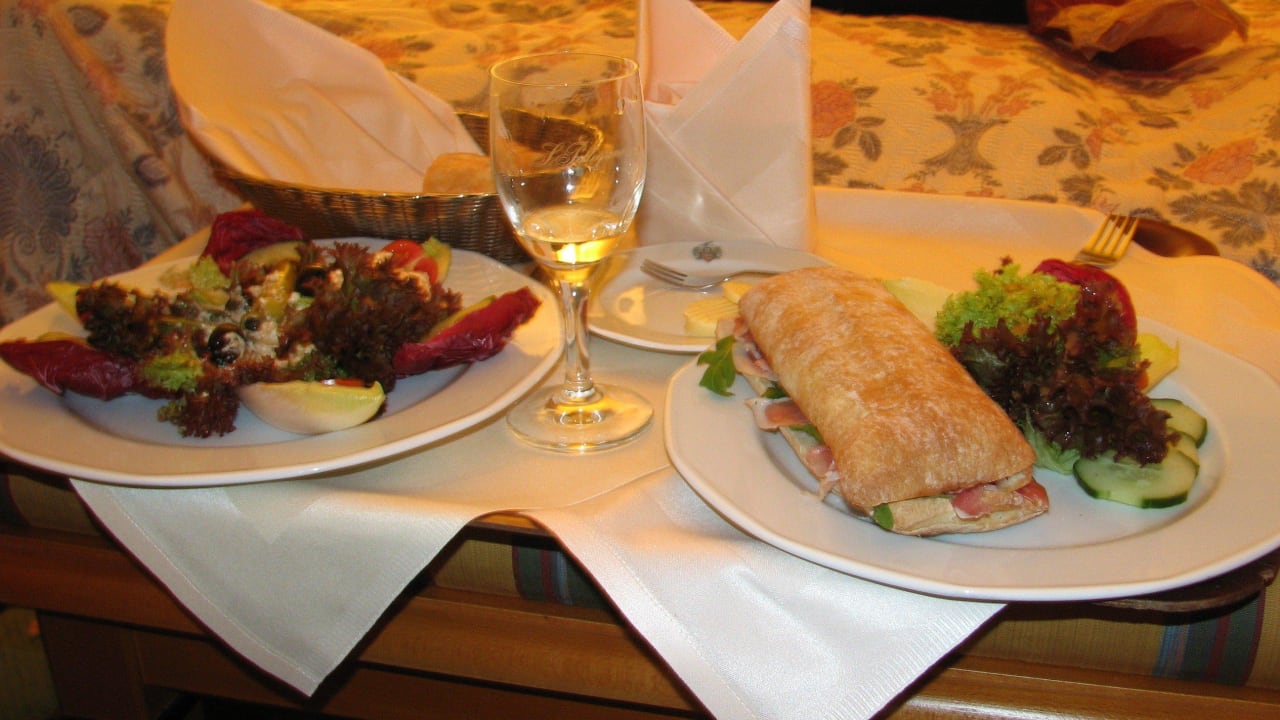 Roomservice Best Western Wein- & Parkhotel Nierstein