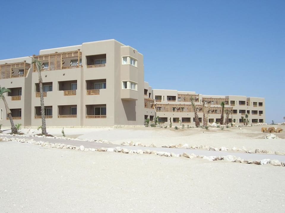 Hotel - Aussenbereich The Breakers Diving & Surfing Lodge