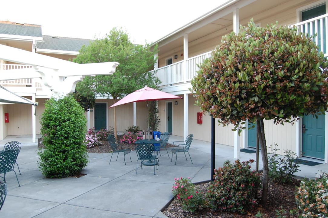 Innenhof Best Western Plus Stevenson Manor