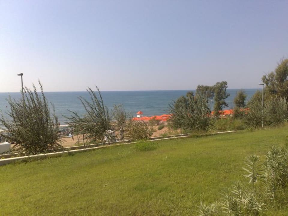 Blick von der Strandbar zum Meer Club Sidelya Hotel