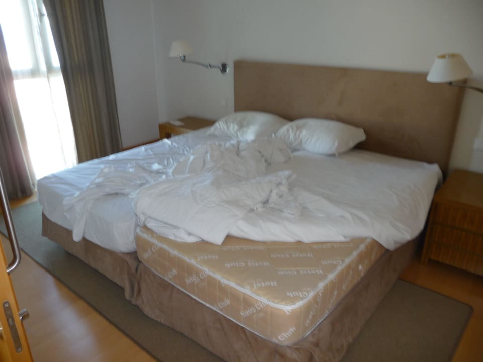 Alte, sehr schlechte Matratzen Hotel Golden Residence