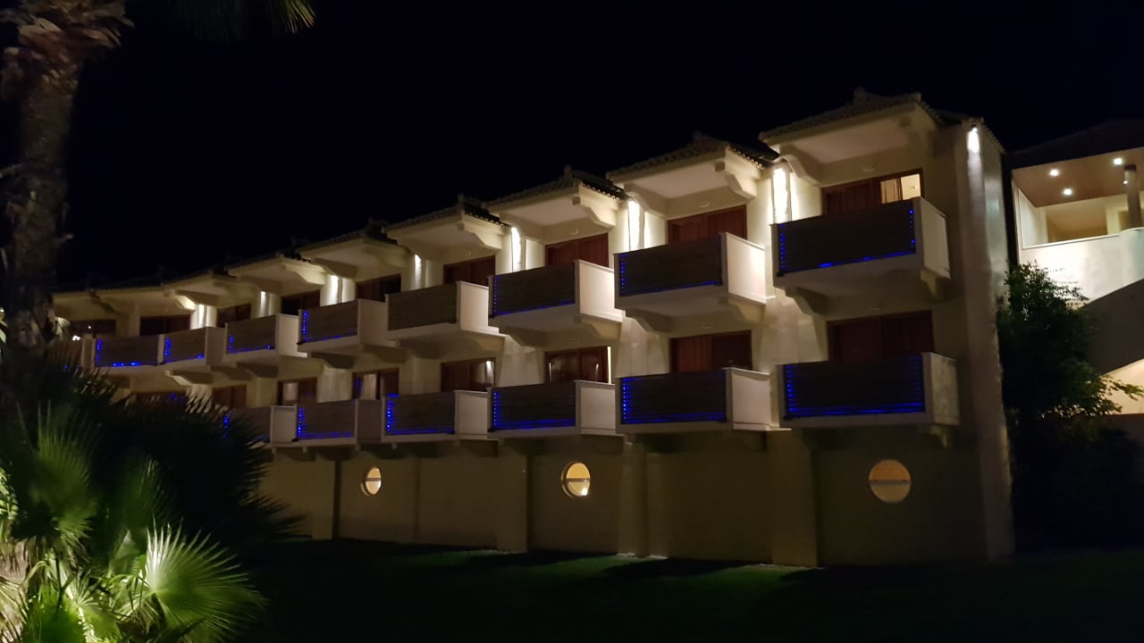 Gartenanlage Hotel Kalithea Horizon Royal